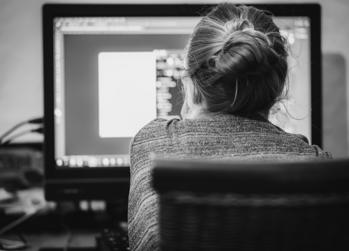 Žena iz Knina (50) nasjela na računalnu prijevaru i ostala bez 10.006 eura