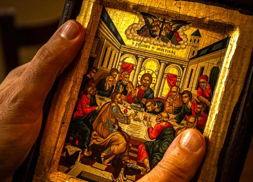 Spoj molitve, umjetnosti i tišine: Drniška župa Gospe od Ružarija oranizira tečaj ikonopisanja