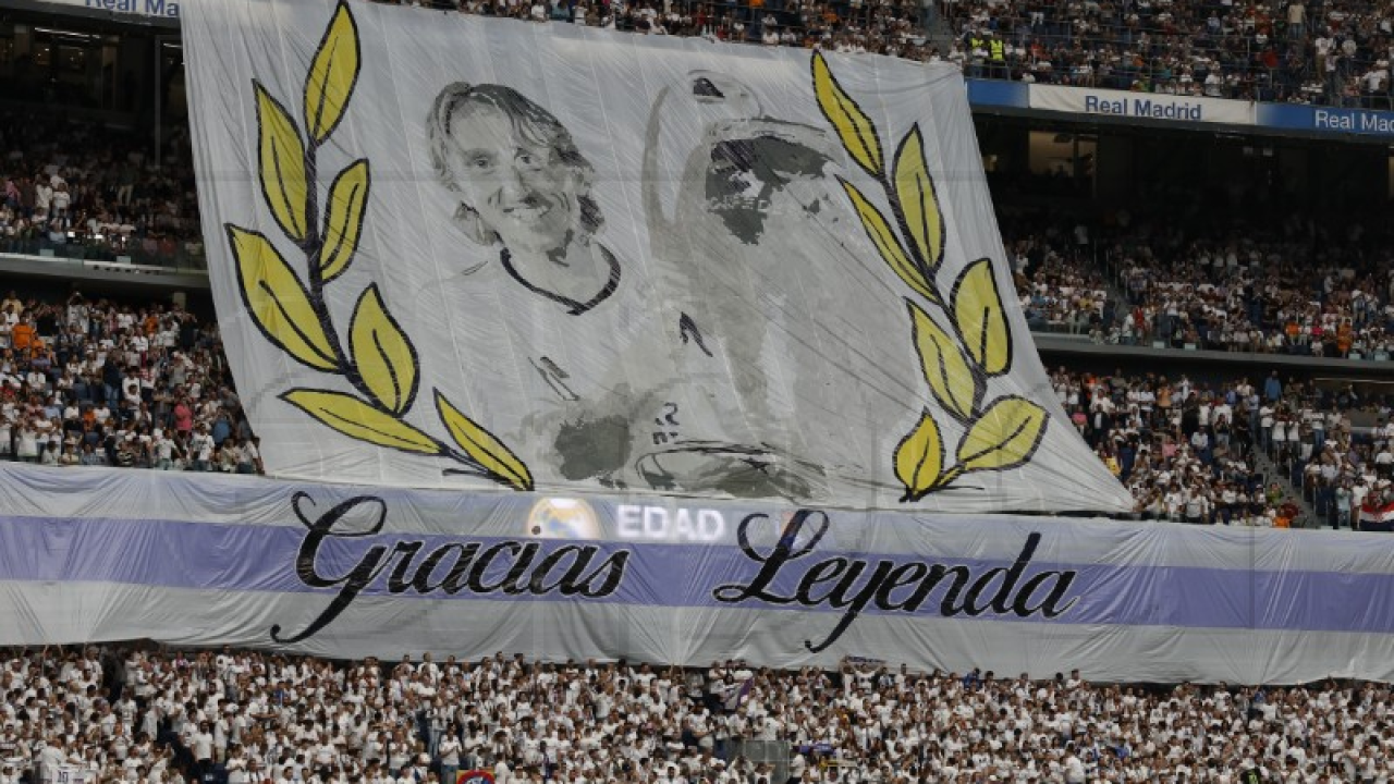 Ovacije na oproštaju Modrića od Santiago Bernabeua