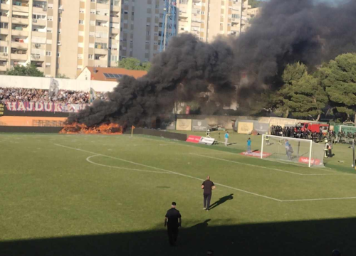 Fotografija 2 - Požar na stadionu