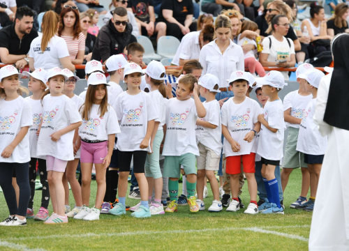 Fotografija 2 - FOTO Šibenski dječji vrtići natjecali se 23. put u zabavnim sportskim disciplinama
