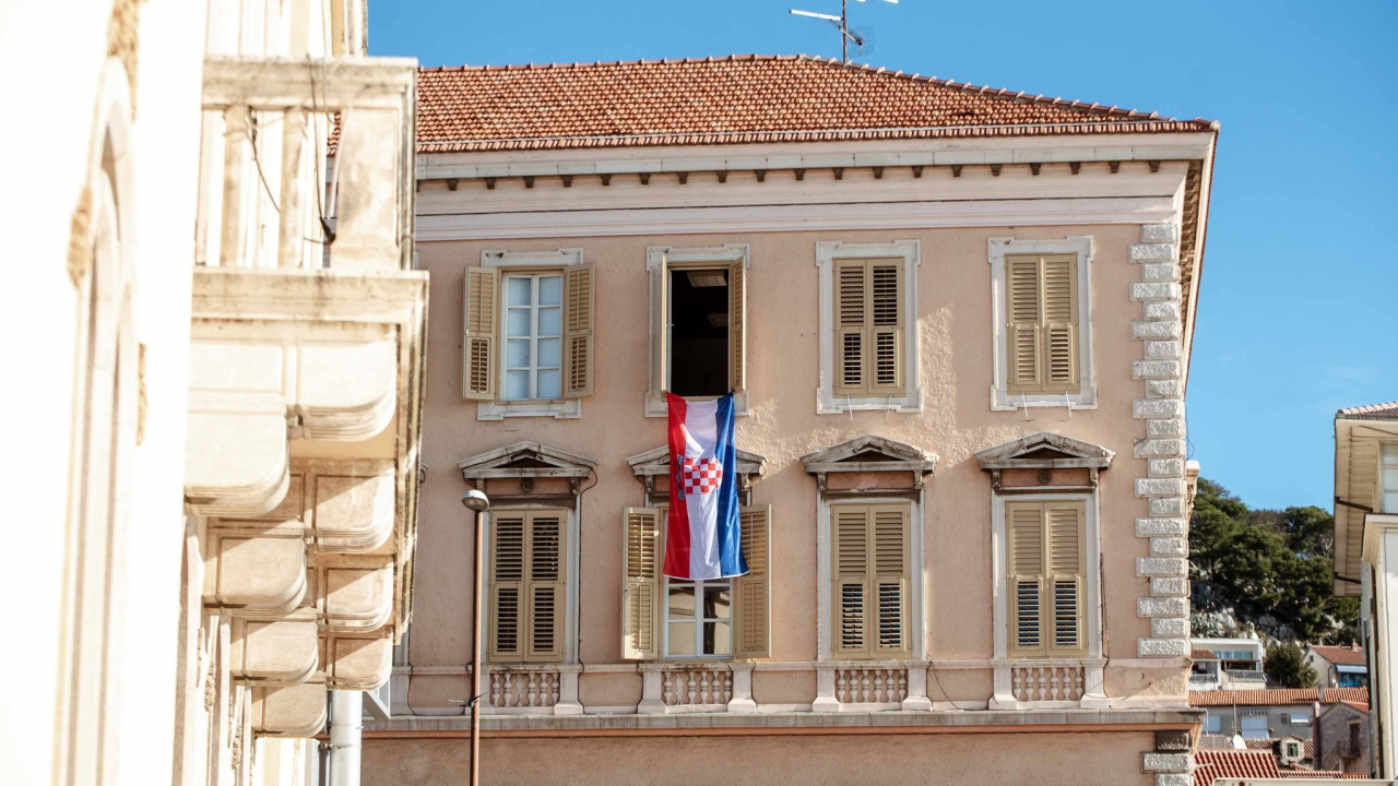 Hrvatska zastava mogla bi dobiti svoj dan