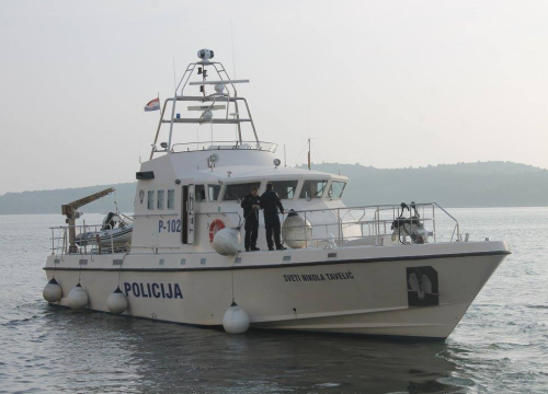 Šibenska pomorska policija u dva mjeseca kaznila 18 osoba zbog nepropisnog glisiranja