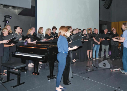 Fotografija 3 - Emotivna komemoracija za Radu Perišu u Arsenu okupila brojne prijatelje i suradnike