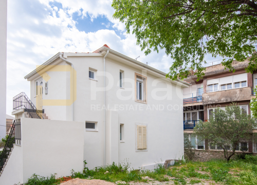 Kompletno renoviran dvosoban stan na Baldekinu – idealna kombinacija lokacije i modernog uređenja