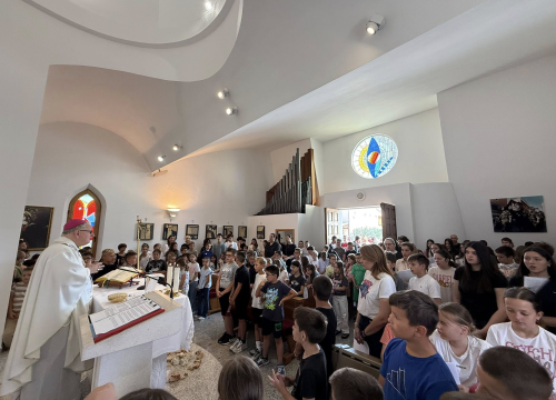 Biskup Rogić predvodio misu zahvalnicu za kraj nastavne godine