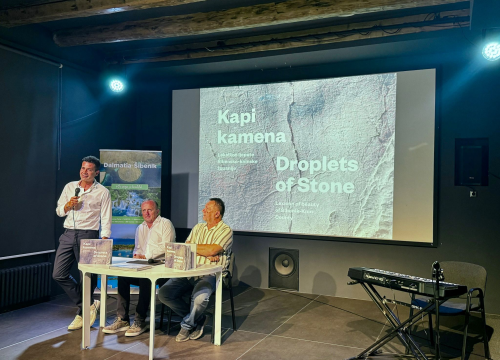U Zagrebu predstavljena foto monografija 'Kapi kamena - leksikon ljepota Šibensko-kninske županije'