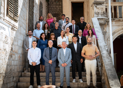 Za razliku od one Županijske skupštine, konstituirajuća sjednica šibenskog GV-a bila je 'kamilica'