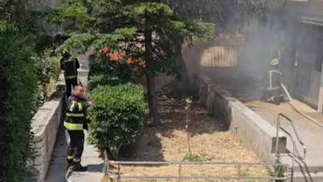 Zapalio se drveni otpad kod Bermuda