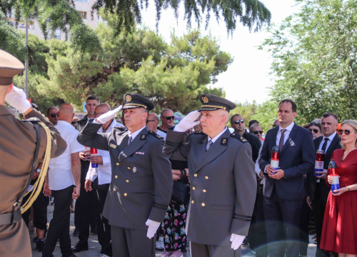Fotografija 7 - Položeni vijenci na Baldekinu povodom 34. obljetnice osnutka slavne 113. brigade HV