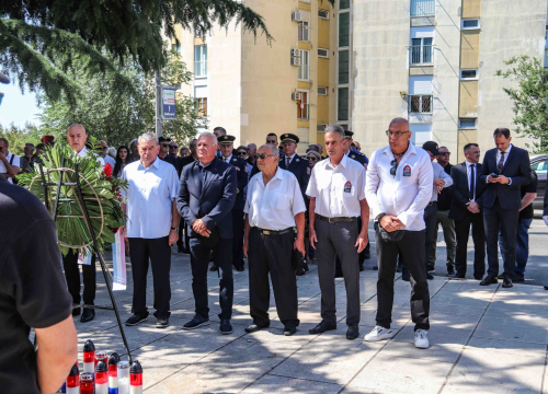Fotografija 10 - Položeni vijenci na Baldekinu povodom 34. obljetnice osnutka slavne 113. brigade HV