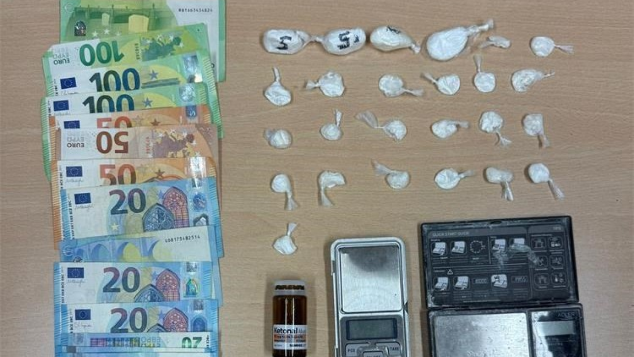 Razbijen lanac droge i oružja: Šibenska policija u velikoj akciji uhitila šest osoba