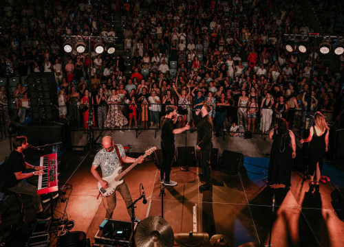 Večer za pamćenje: Matija Cvek & The Funkensteins rasplesali publiku na Tvrđavi sv. Mihovila