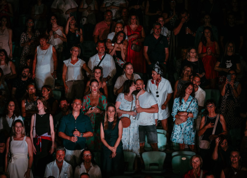 Fotografija 6 - Večer za pamćenje: Matija Cvek & The Funkensteins rasplesali publiku na Tvrđavi sv. Mihovila