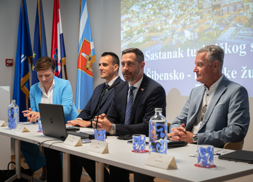 Fotografija 3 - Ministar FOTO Glavina pohvalio Grad i Županiju zbog  turističkih rezultata: 'Imate najveći rast u Hrvatskoj'