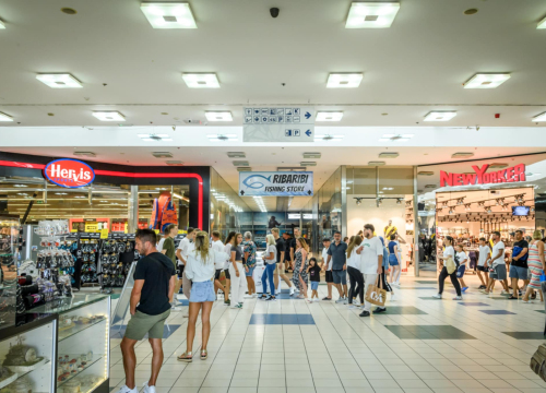 Plavi utorak u Dalmare centru: Dan velikih popusta i pametne kupovine