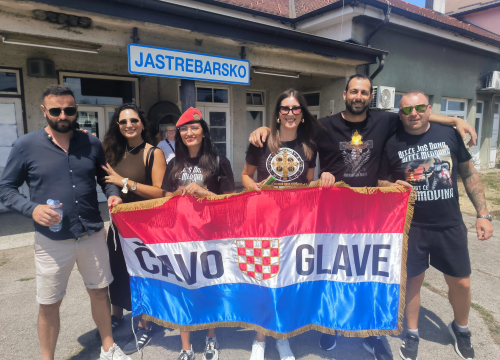 Čavoglave, Drniš, Otavice: Zagreb okupiralo mnoštvo Thompsonovih fanova s hrvatskim zastavama