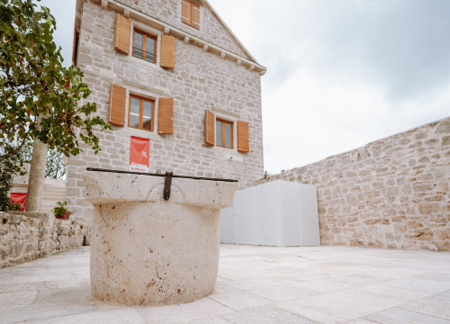 Počinje Zlarinsko ljetno kino: Besplatne projekcije, laureati i svjetski hitovi pod vedrim nebom