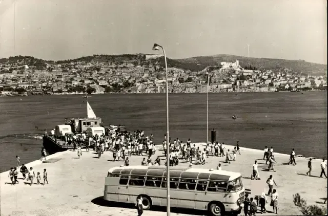 Miris djetinjstva s Martinske: Njezino Veličanstvo Punjena paprika