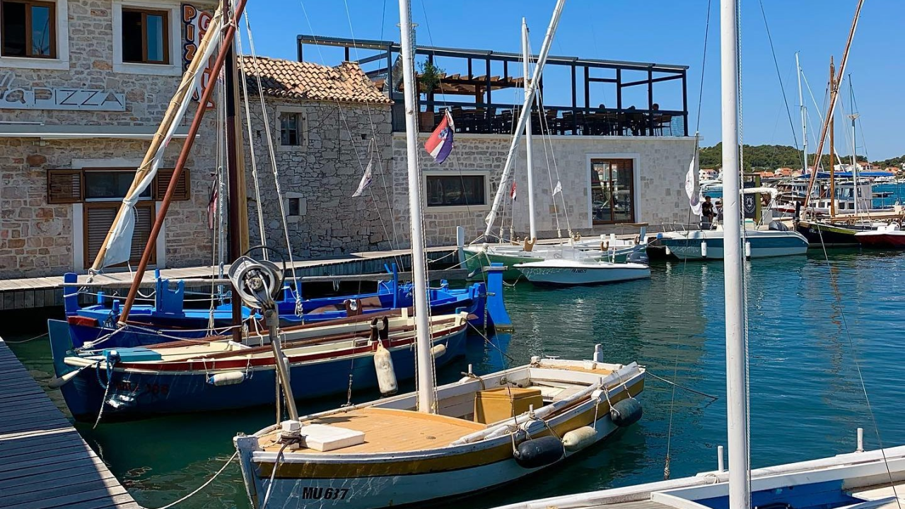 MIAU Buvljak za Šibenske šape: Murter na tri dana postaje mjesto susreta, razmjene i zabave