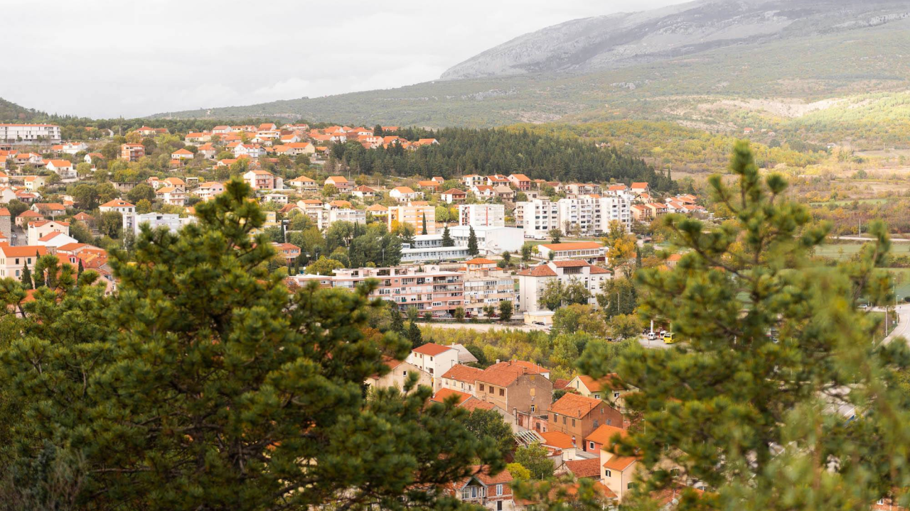 Grad Drniš sufinancirat će radni materijal za osnovnoškolce