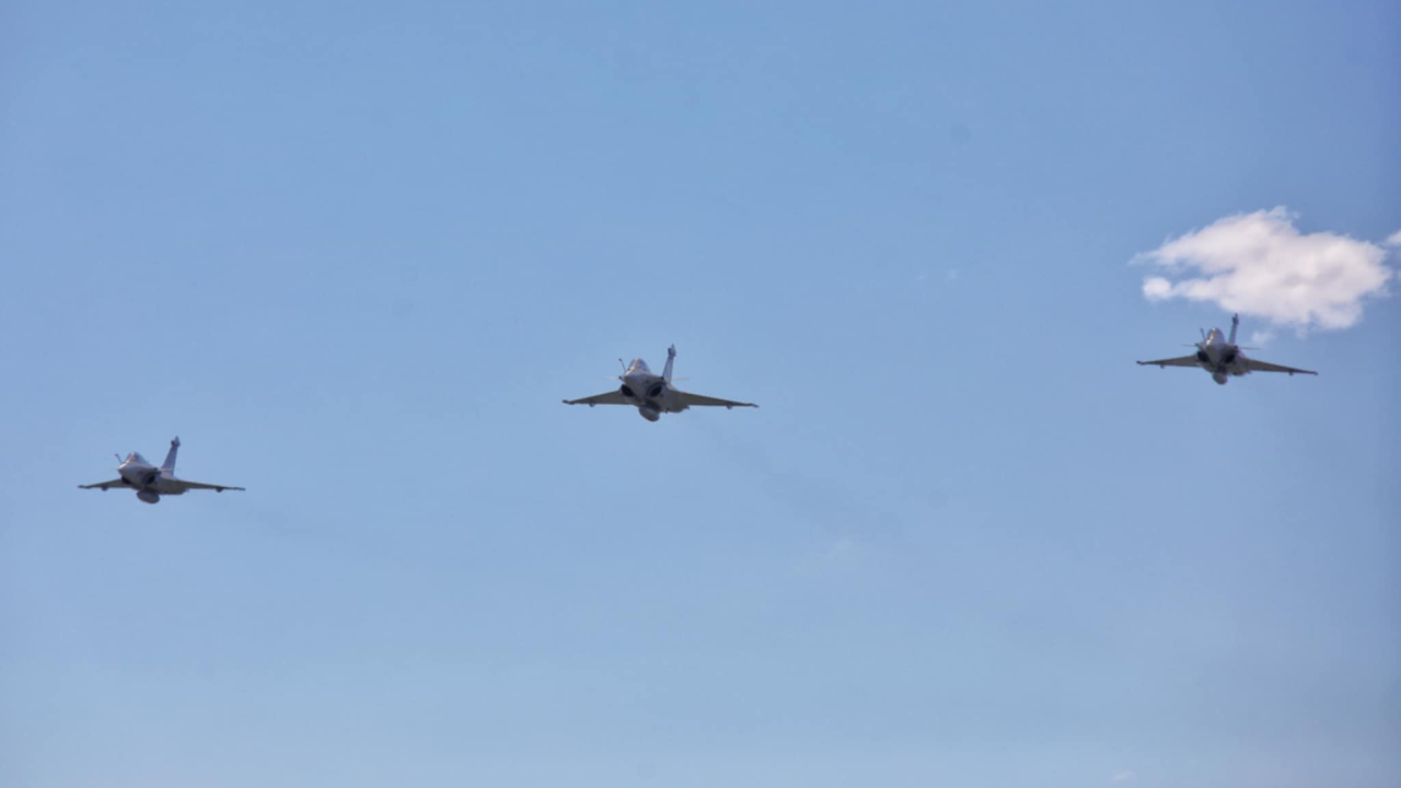 Impresivna 'Krila Oluje' i prelet Rafalea iznad Kninske tvrđave oduševili okupljene