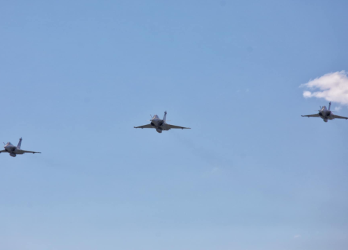 Fotografija 1 - Impresivna 'Krila Oluje' i prelet Rafalea iznad Kninske tvrđave