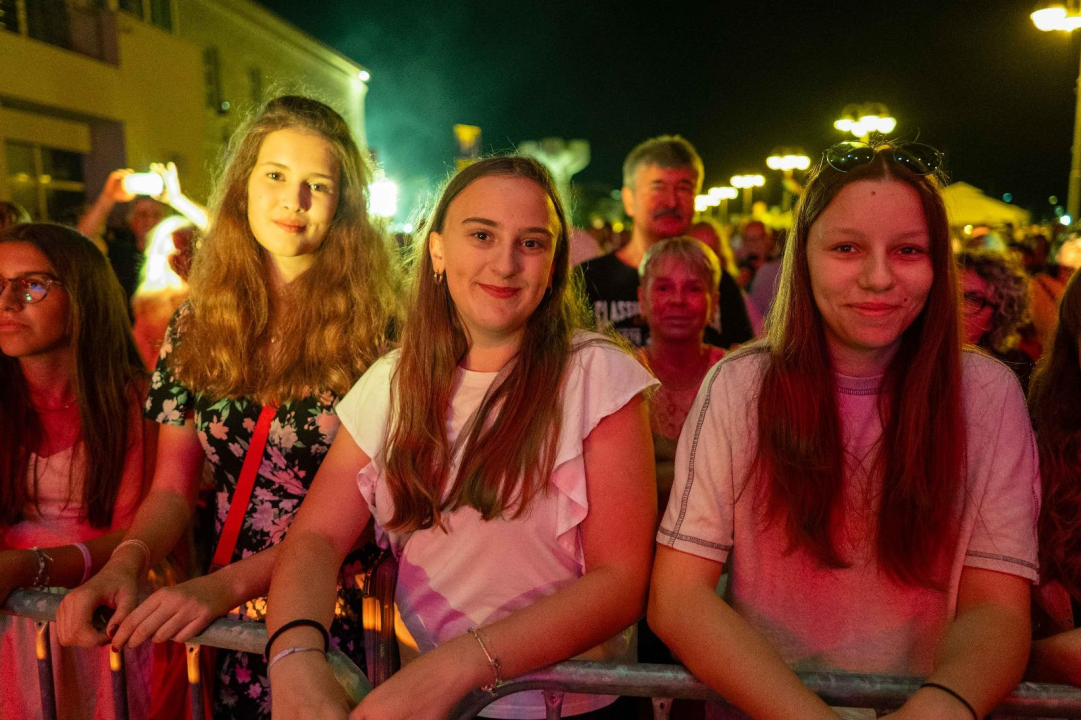 Spektakularna vodička fešta oduševila tisuće posjetitelja