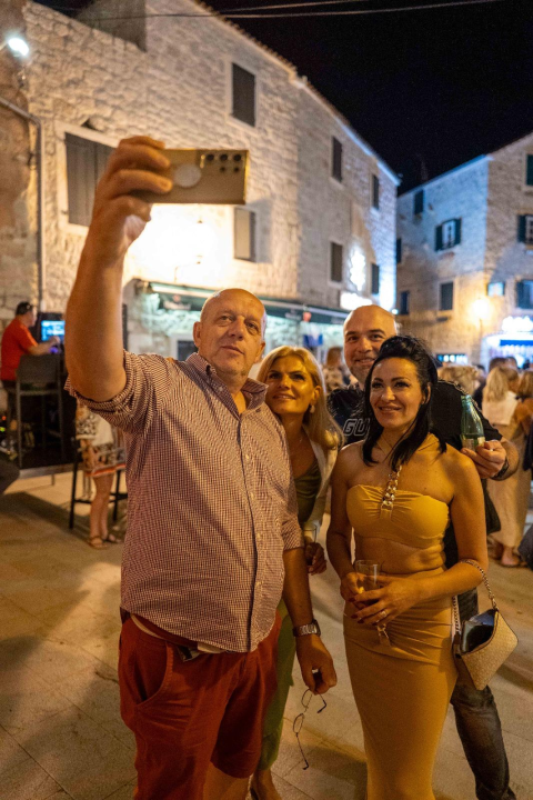 Spektakularna vodička fešta oduševila tisuće posjetitelja