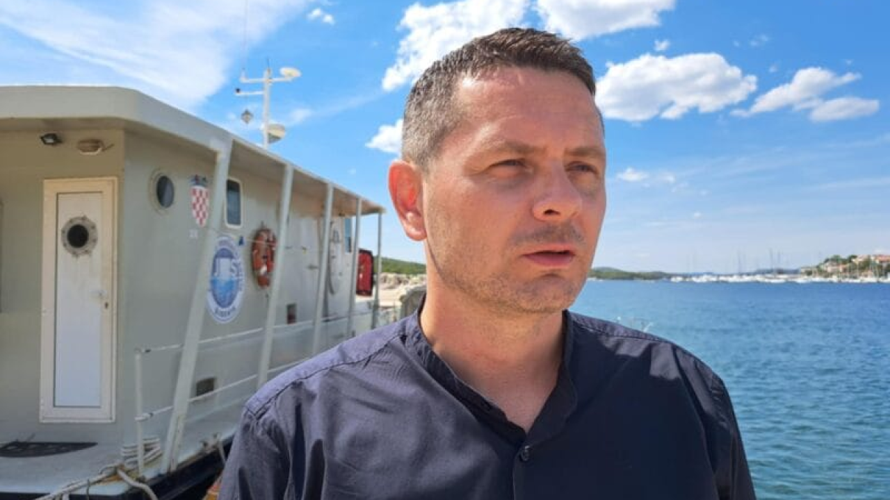 Pitka voda stiže na Žirje, Kaprije i Obonjan: Najduži podmorski cjevovod položen 70 metara pod morem