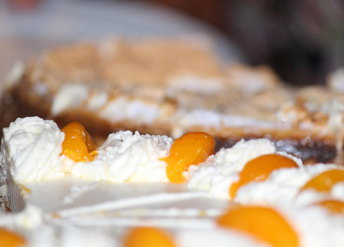 Isprobajte recept za lagani ljetni kolač s breskvama koji možete napraviti u 15 minuta