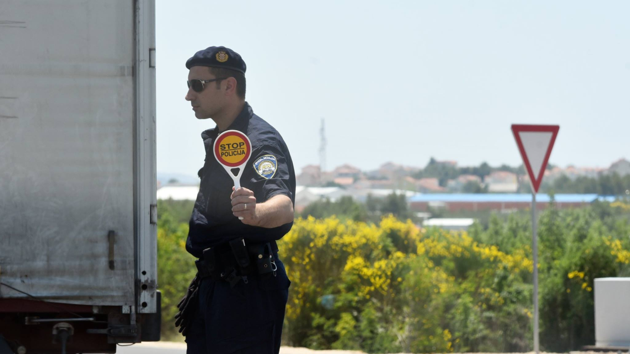 U Unešiću i Uzdolju vozili s preko dva promila alkohola u krvi