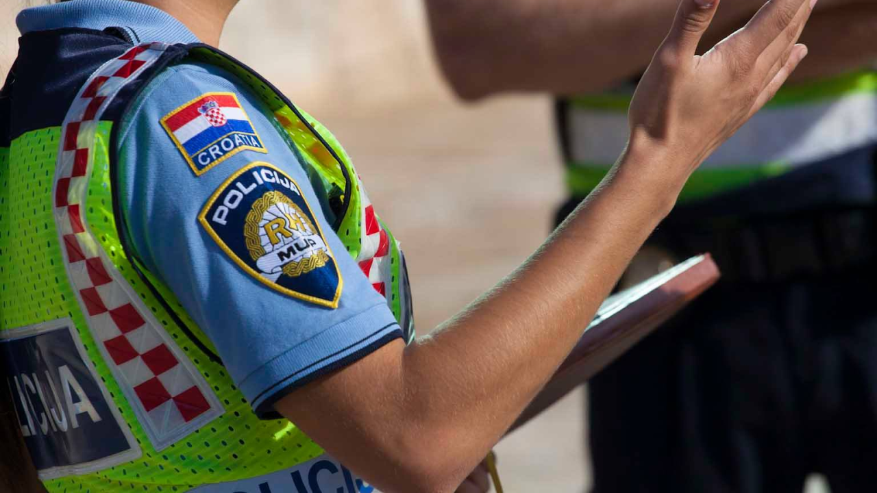 U Vodicama 49-godišnjakinja sjela pijana za volan i zabila se u automobil kojim je upravljao Nijemac