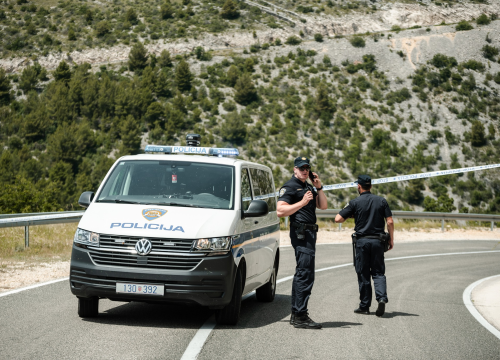 Šibenska policija uhitila Ukrajinca (45) koji je u vozilu krijumčario ilegalne migrante