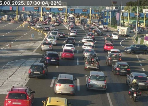 Na cestama od ranog jutra velike gužve: Na Lučkom kolona četiri kilometra