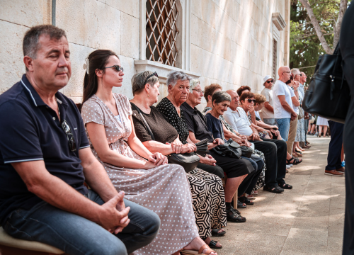 Fotografija 43 - FOTO Blagdan Velike Gospe u Vrpolju: Brojni vjernici okupili su se jutros na svečanom misnom slavlju