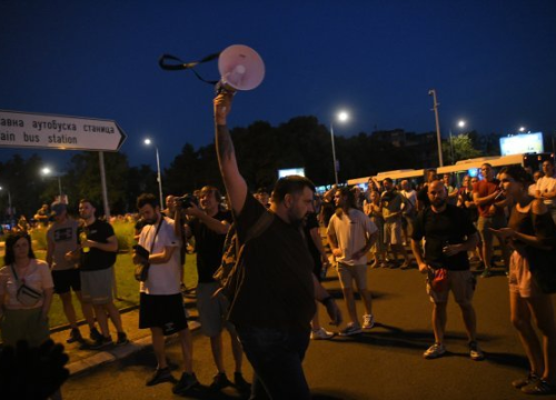 Upozorenje Vlade RH: Ne putujte u Srbiju osim u nuždi