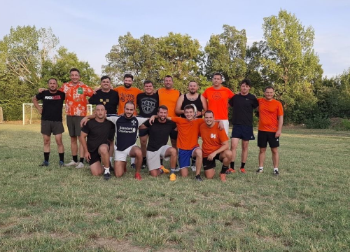 Šibenski ragbijaši odigrali međusobno revijalnu utakmicu u dodirnoj verziji igre: Čekaju se službeni nastupi