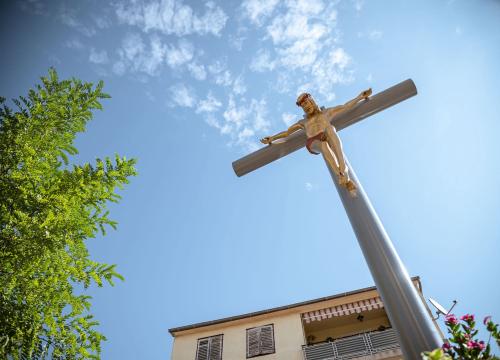 Fotografija 26 - Križ - Od nekadašnjeg pustog brda do obiteljske četvrti