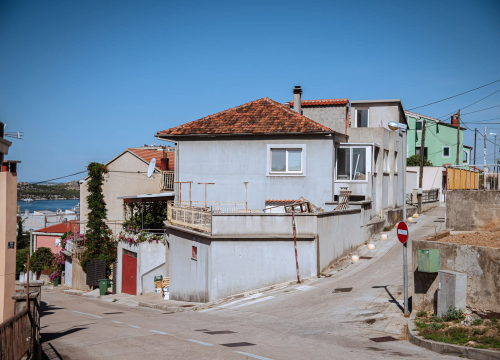 Fotografija 4 - Križ - Od nekadašnjeg pustog brda do obiteljske četvrti