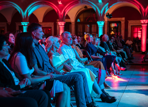 Fotografija 12 - FOTO Đani Stipaničev i klapa Preženca trijumfirali na 28. Dalmatinskoj šansoni