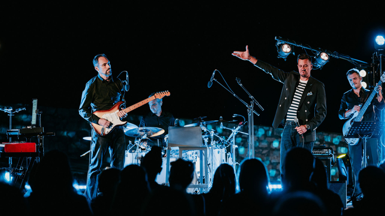 Marko Tolja na rasprodani Barone donio sjajnu atmosferu i oduševio publiku