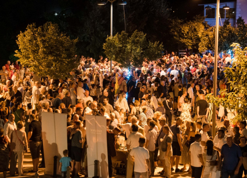 Fotografija 2 - Susret drniških i istarskih proizvođača na Međunarodnom festivalu pršuta