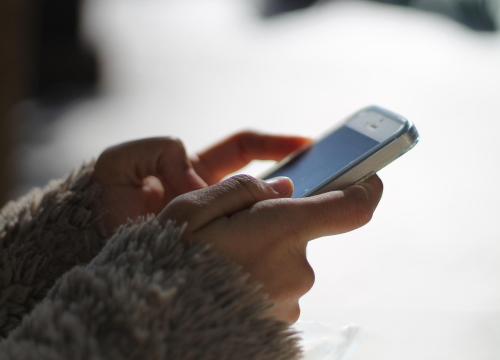 Uskoro velika pomoć roditeljima: Moći će vidjeti što njihova djeca ispituju ChatGPT