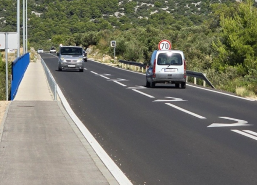 Do idućeg ljeta u Pirovcu novi nogostup, a gradi se i nova komunalna infrastruktura