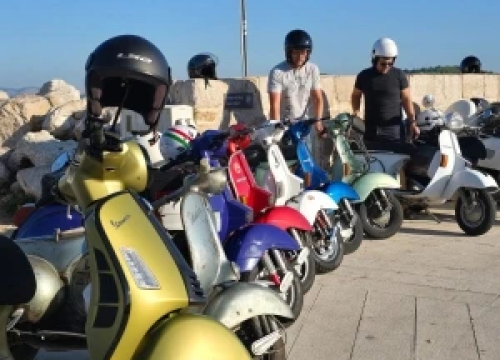 Fotografija 2 - Osnovan vodički Vespa klub: 80 vespaša u defileu kroz Vodice, Srimu i Tribunj