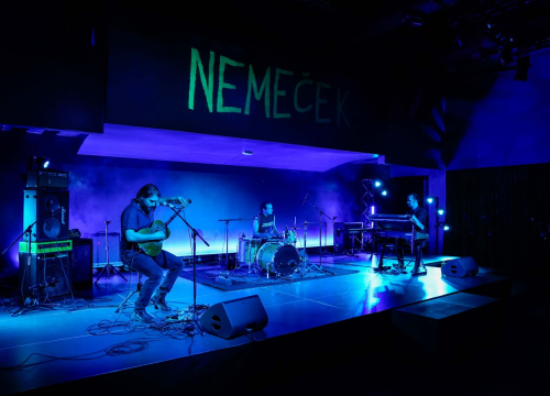 Koncertom Nemečeka u 'Arsenu' otvoren SHIP. Iduća četiri dana Šibenikom će prodefilirati 49 izvođača