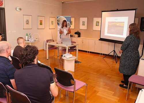 Fotografija 6 - Rumunjski gosti upoznali najbolje primjere ruralnog razvoja u Šibensko-kninskoj županiji