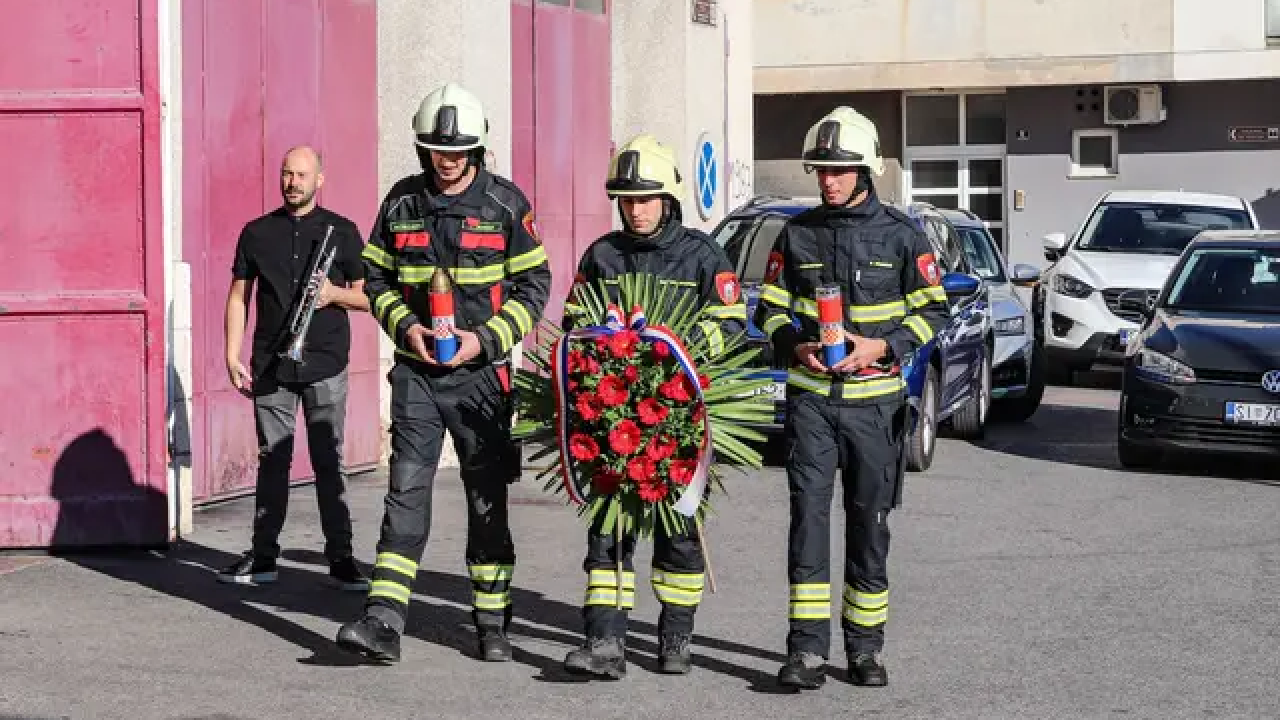 Ispred Vatrogasnog doma u Šibeniku u utorak komemoracija vatrogascima stradalima u Rujanskom ratu