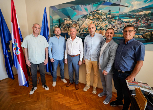 Delegacija iz Kočana posjetila gradonačelnika Burića